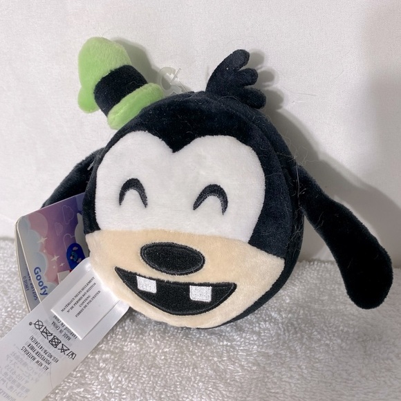 Disney Emoji Goofy Plush Toy Small Stuffed Animal Head - Picture 3 of 11